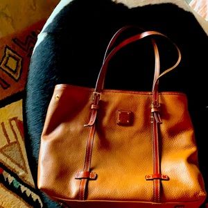 Quality tote! Excellent condition